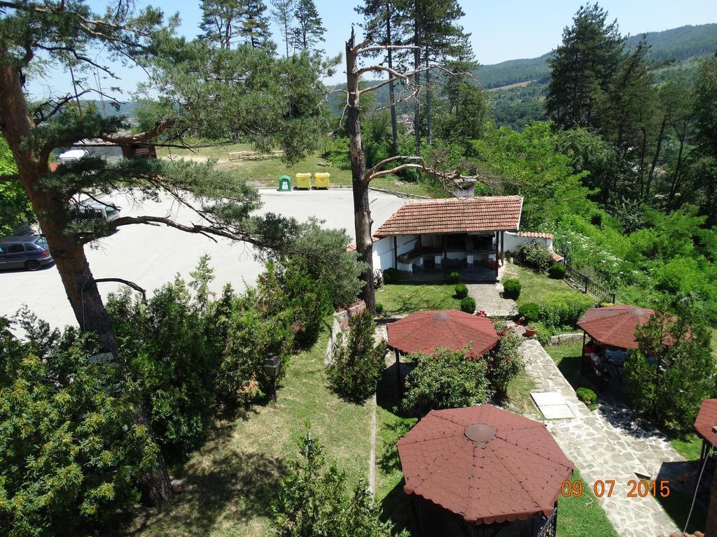 Complex Brashlyan Triavna Exterior foto